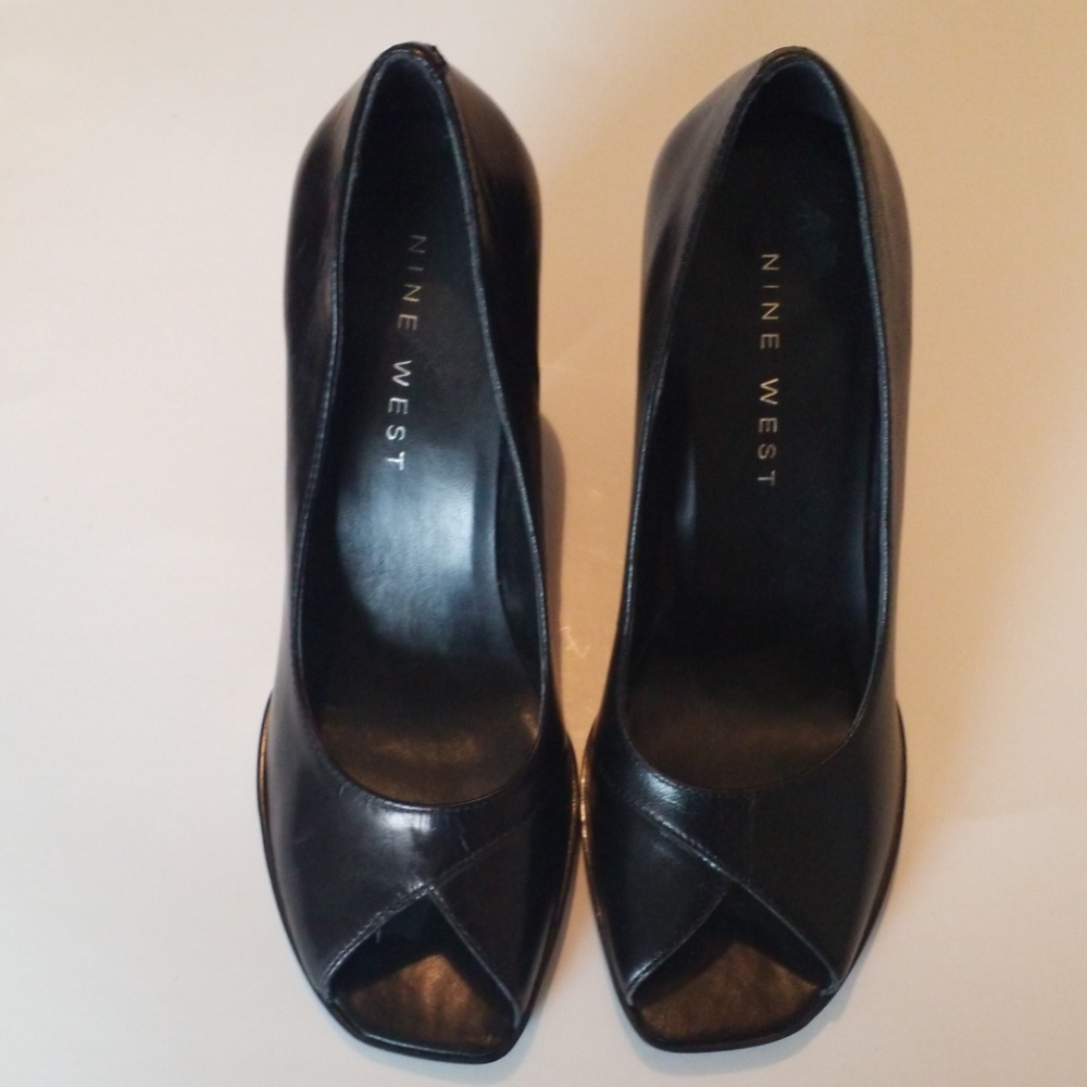 Nine West Dulcet black leather Square heels 7.5